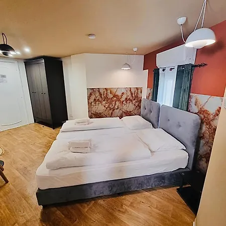 Apartment Modern N9 Kitchenette Bathroom